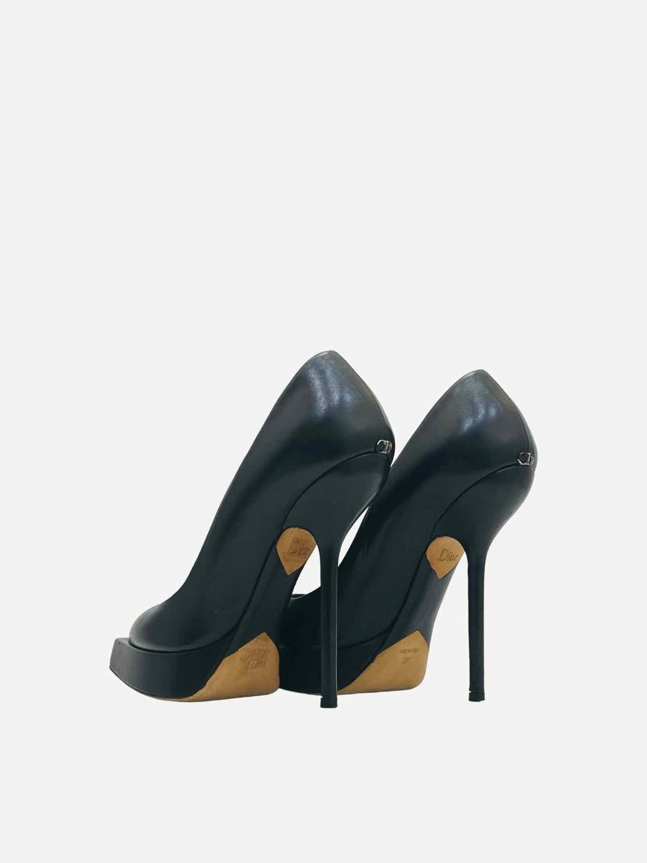 CHRISTIAN DIOR Black Pumps 37 Reems Closet
