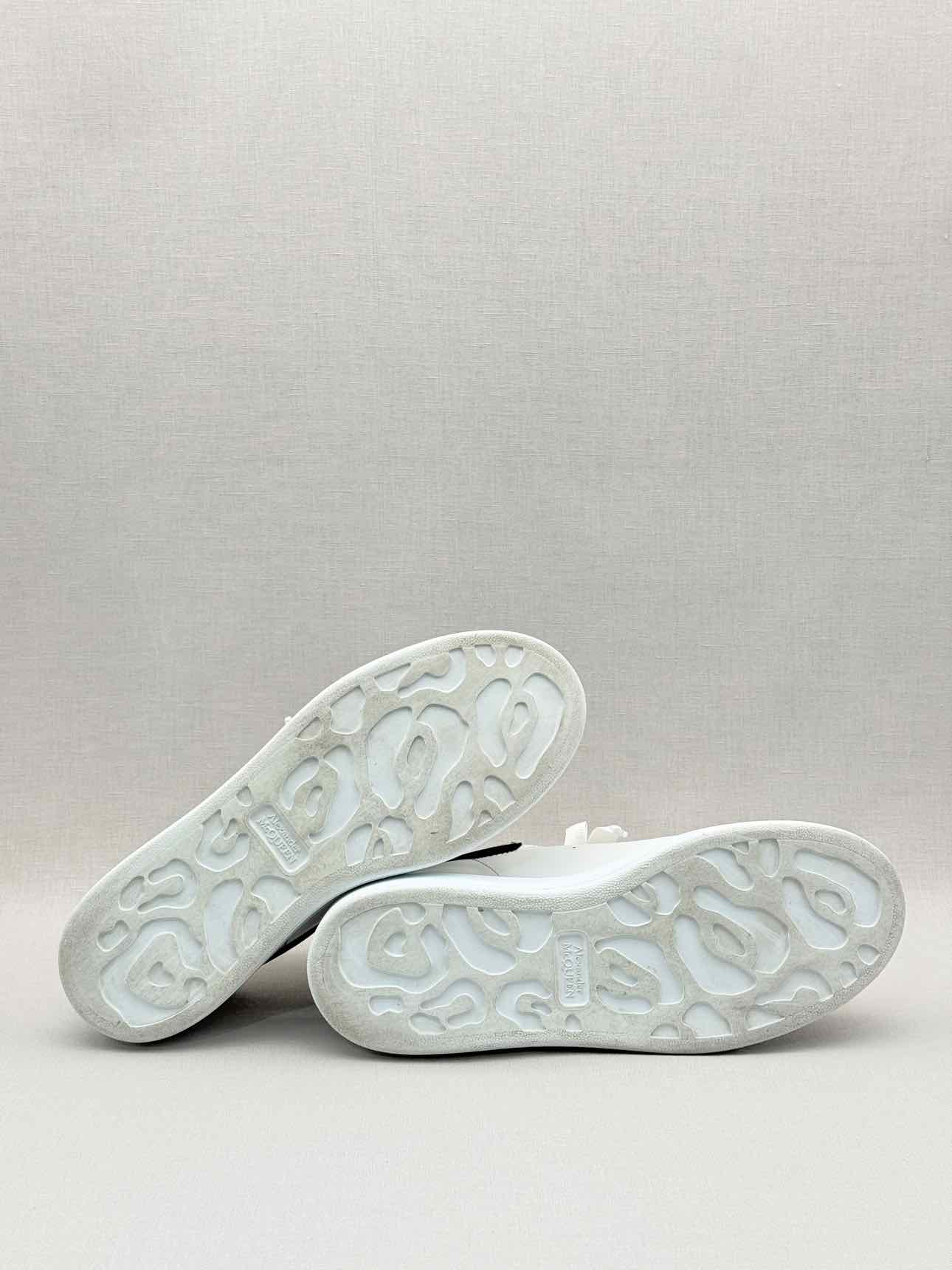 ALEXANDER MCQUEEN White & Black Size EU 39 Sneakers