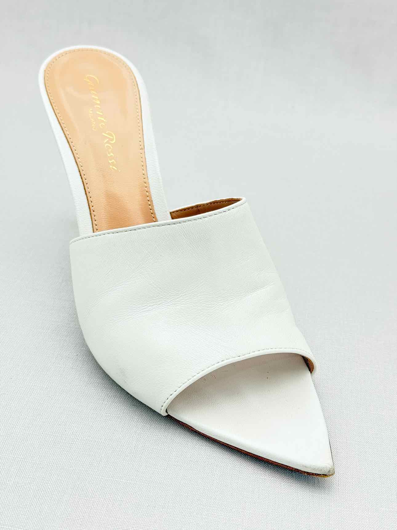 GIANVITO ROSSI White Size EU 38.5 Heeled Sandals
