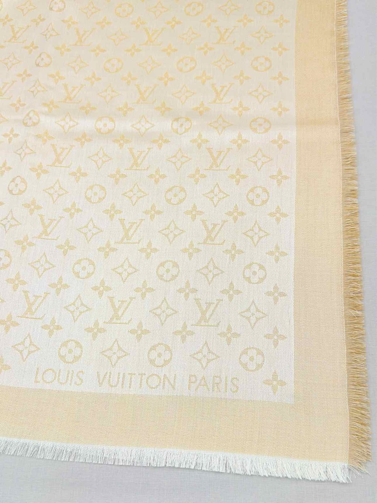 LOUIS VUITTON White Monogram Shawl