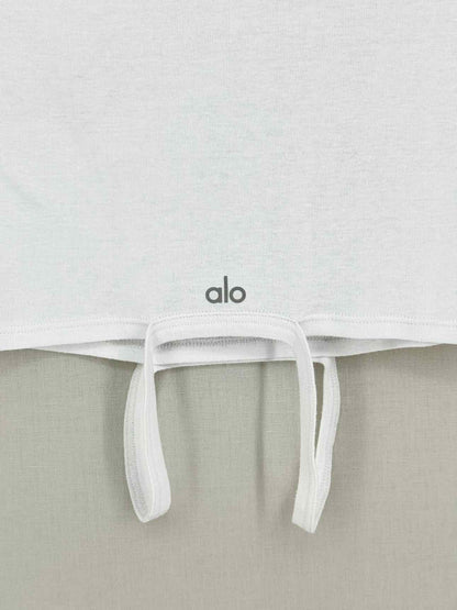 ALO Yoga White Size XSmall T-shirt