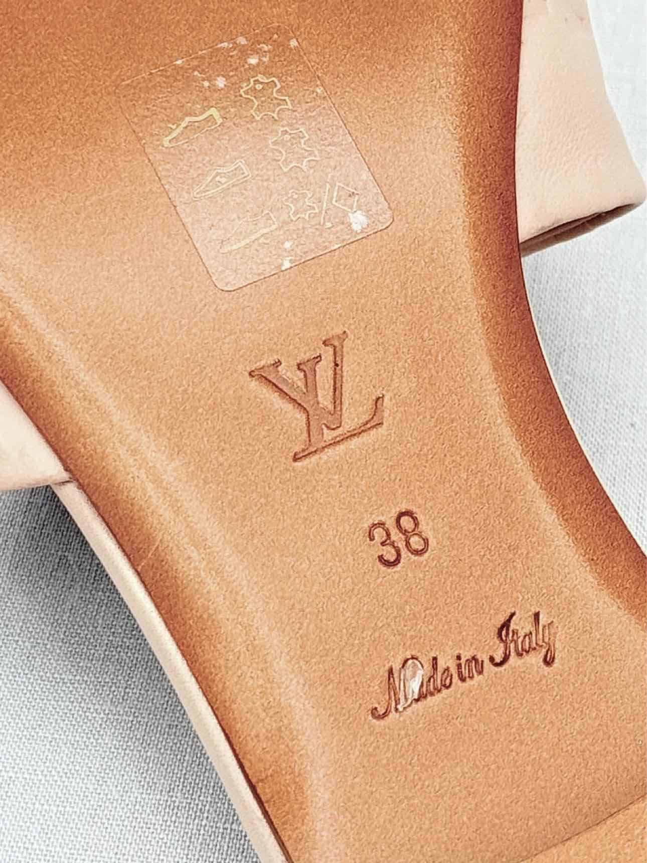 LOUIS VUITTON Revival Beige Size EU 38 Mules