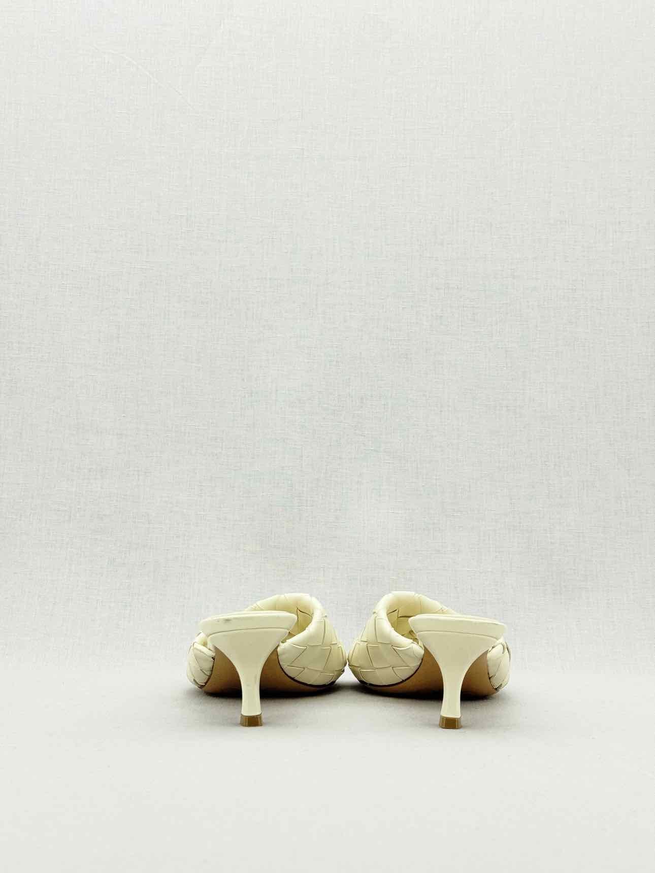 BOTTEGA VENETA Blink Cream Size EU 36 Mules