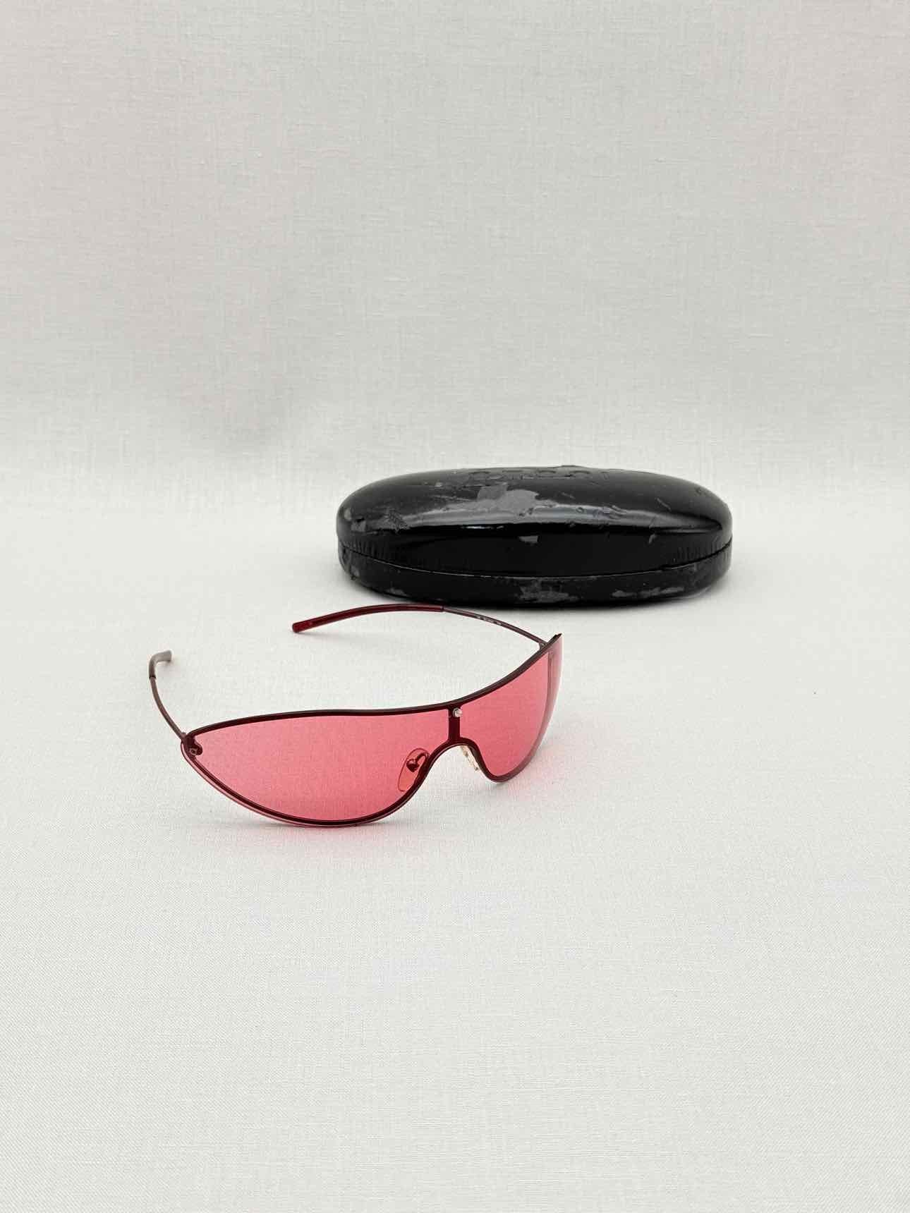 GUCCI Vintage Black Sunglasses