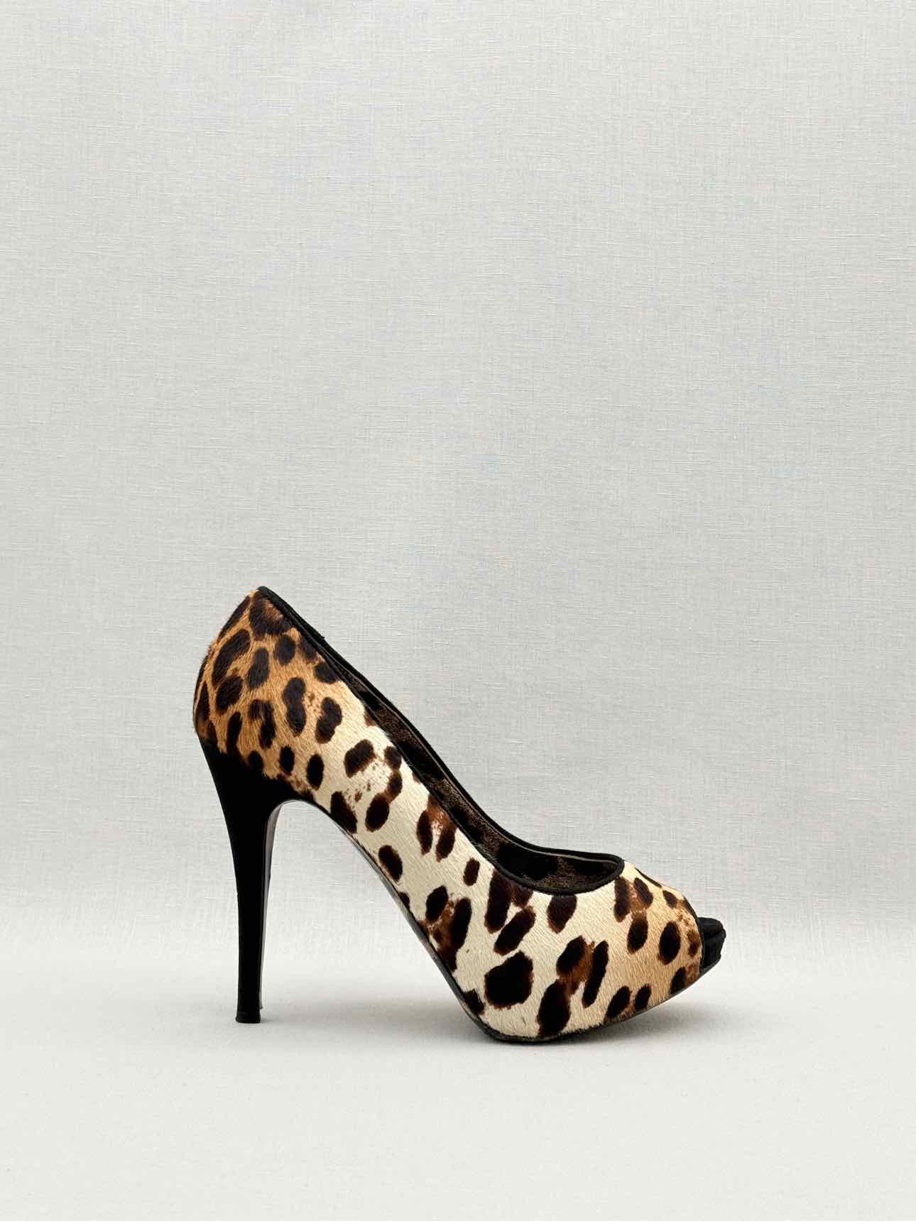 DOLCE & GABBANA Beige & Black Size EU 38 Pumps