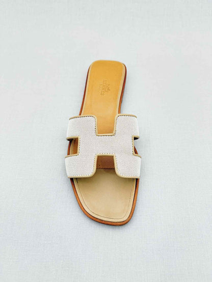 HERMES ORAN Beige Size EU 38 Sandals