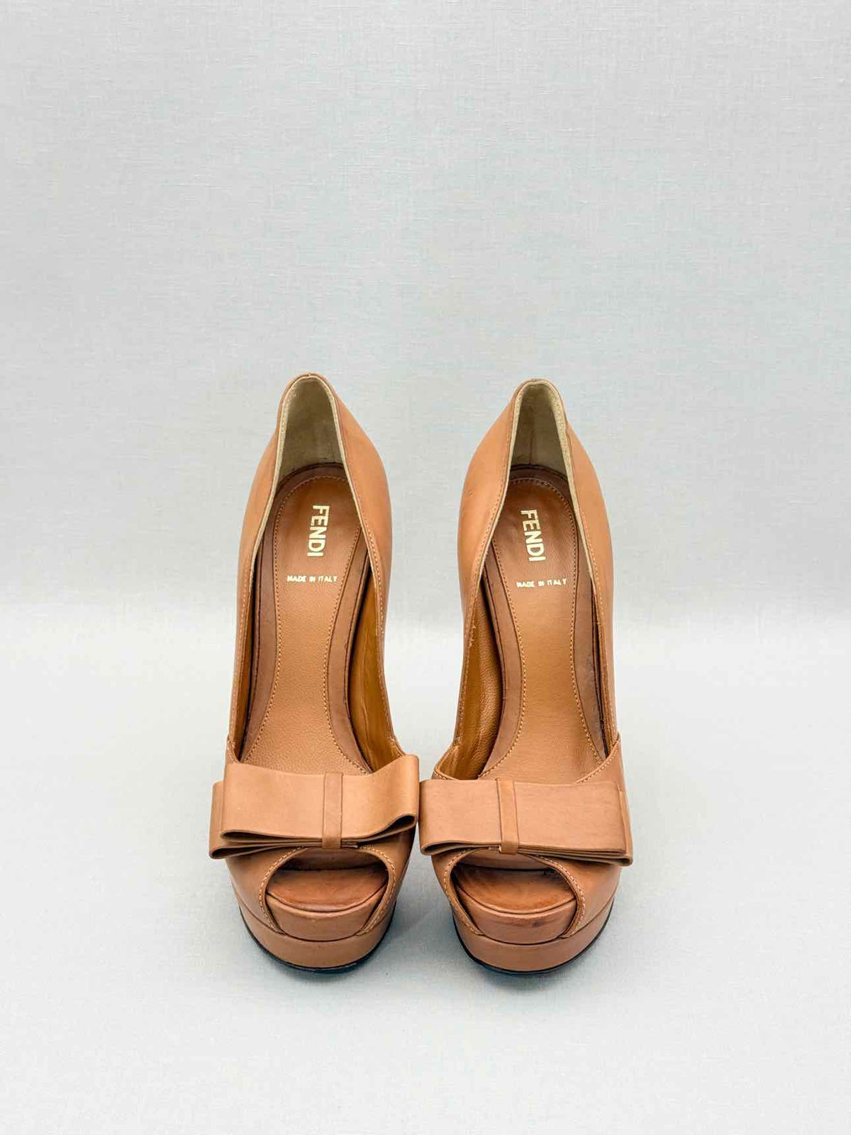 FENDI Peep Toe Tan Size EU 38 Pumps