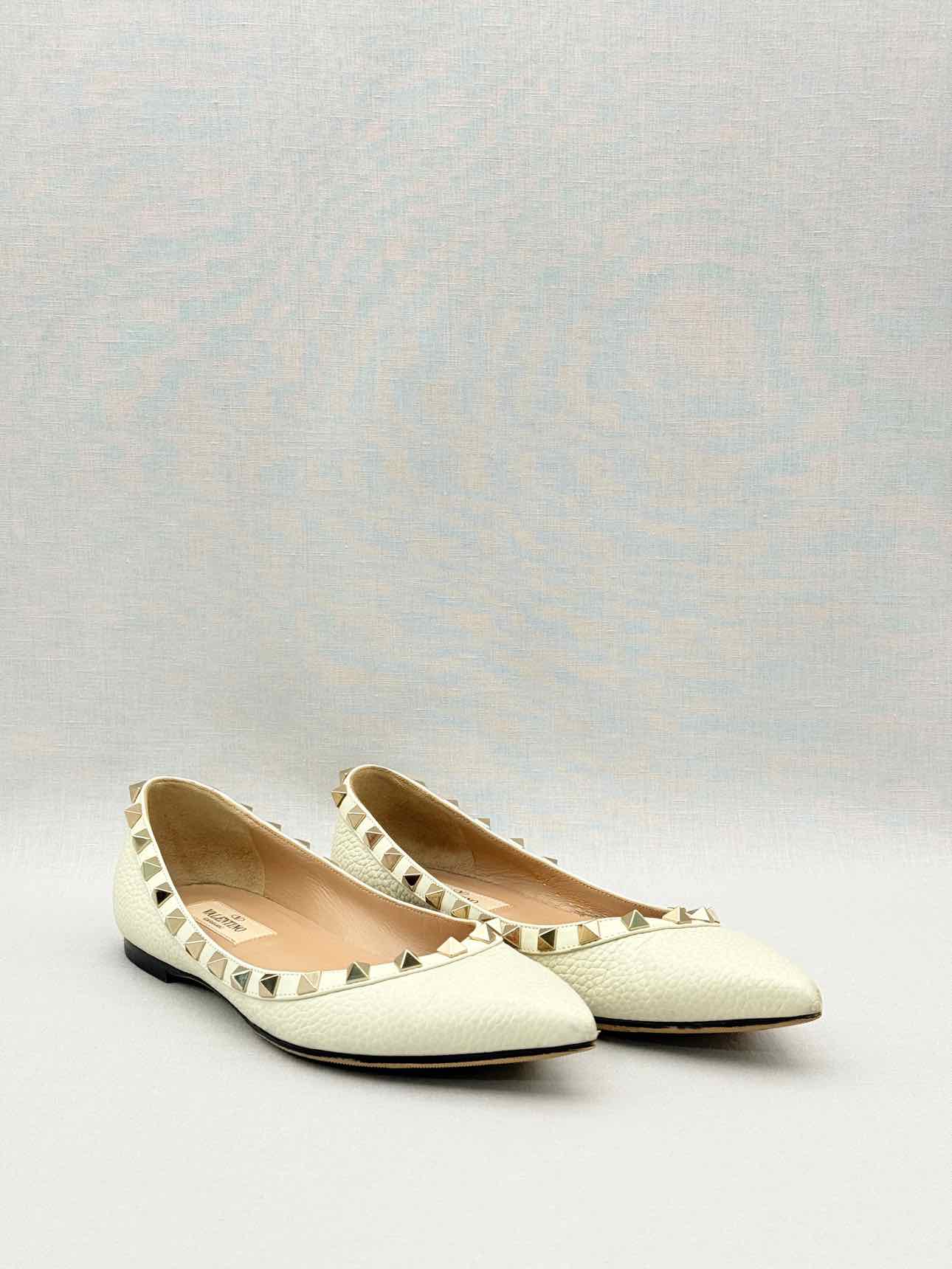 VALENTINO GARAVANI Off-white Size EU 35.5 Ballet Flats