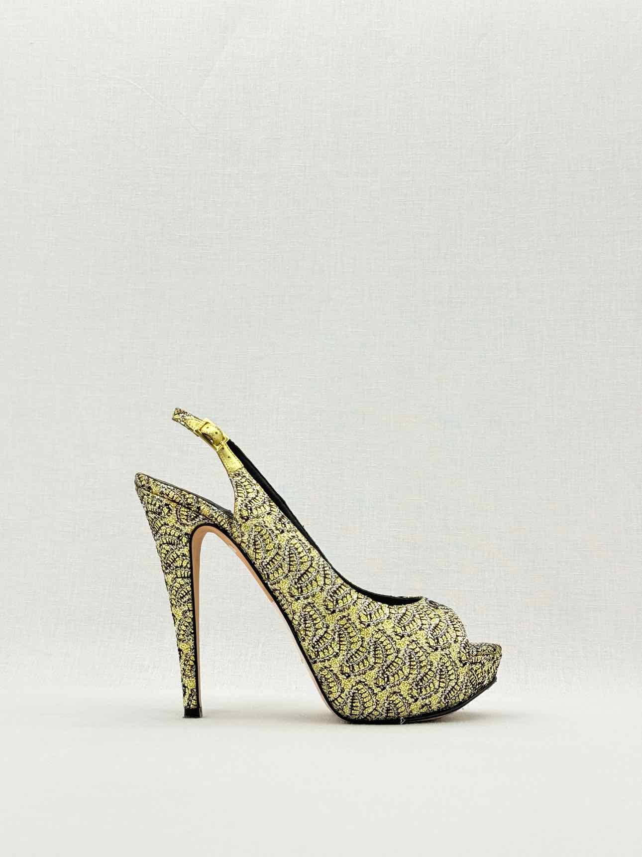GINA Gold & Black Embroidered Size EU 39.5 Pumps