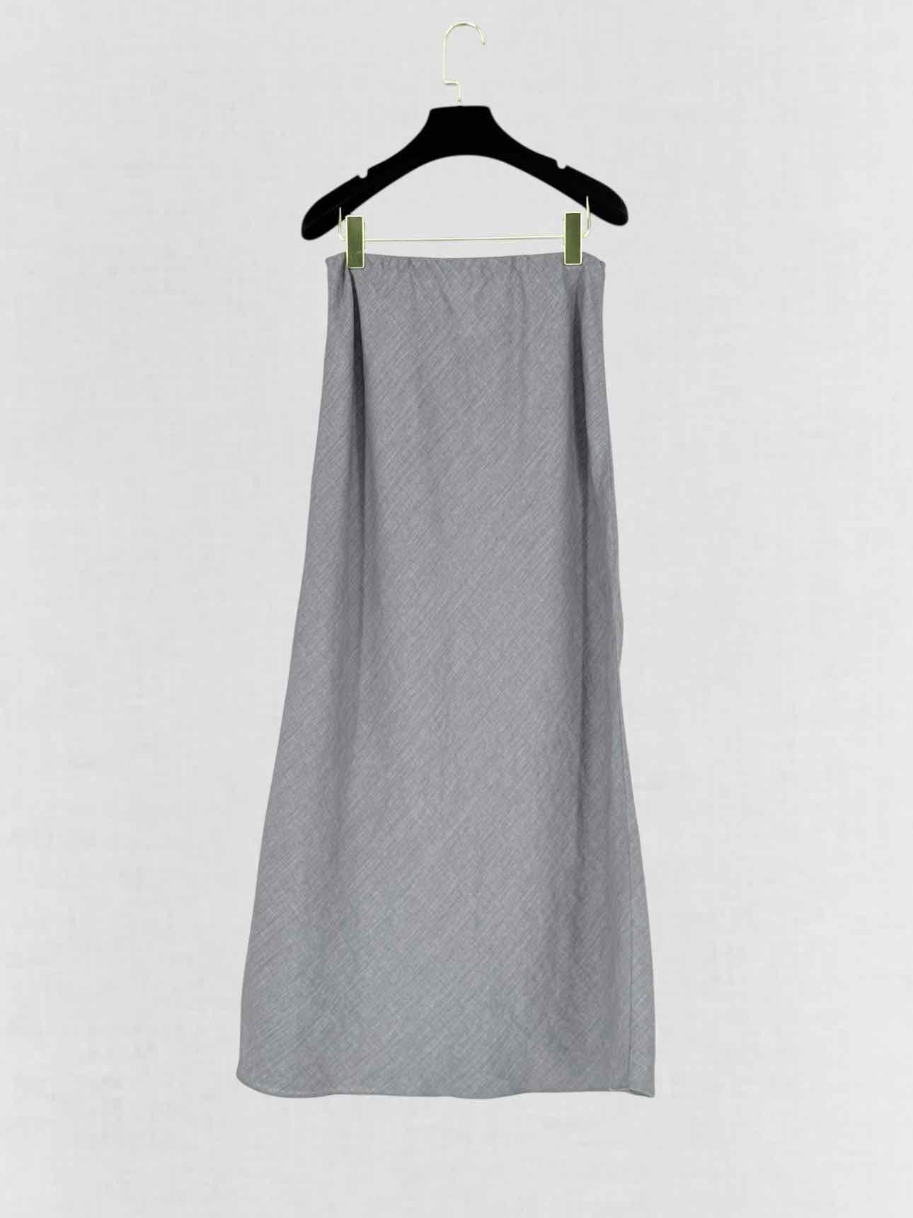 12 STOREEZ Delave Grey Size Small Outfit Set