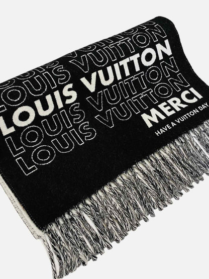 LOUIS VUITTON Black & White Scarf