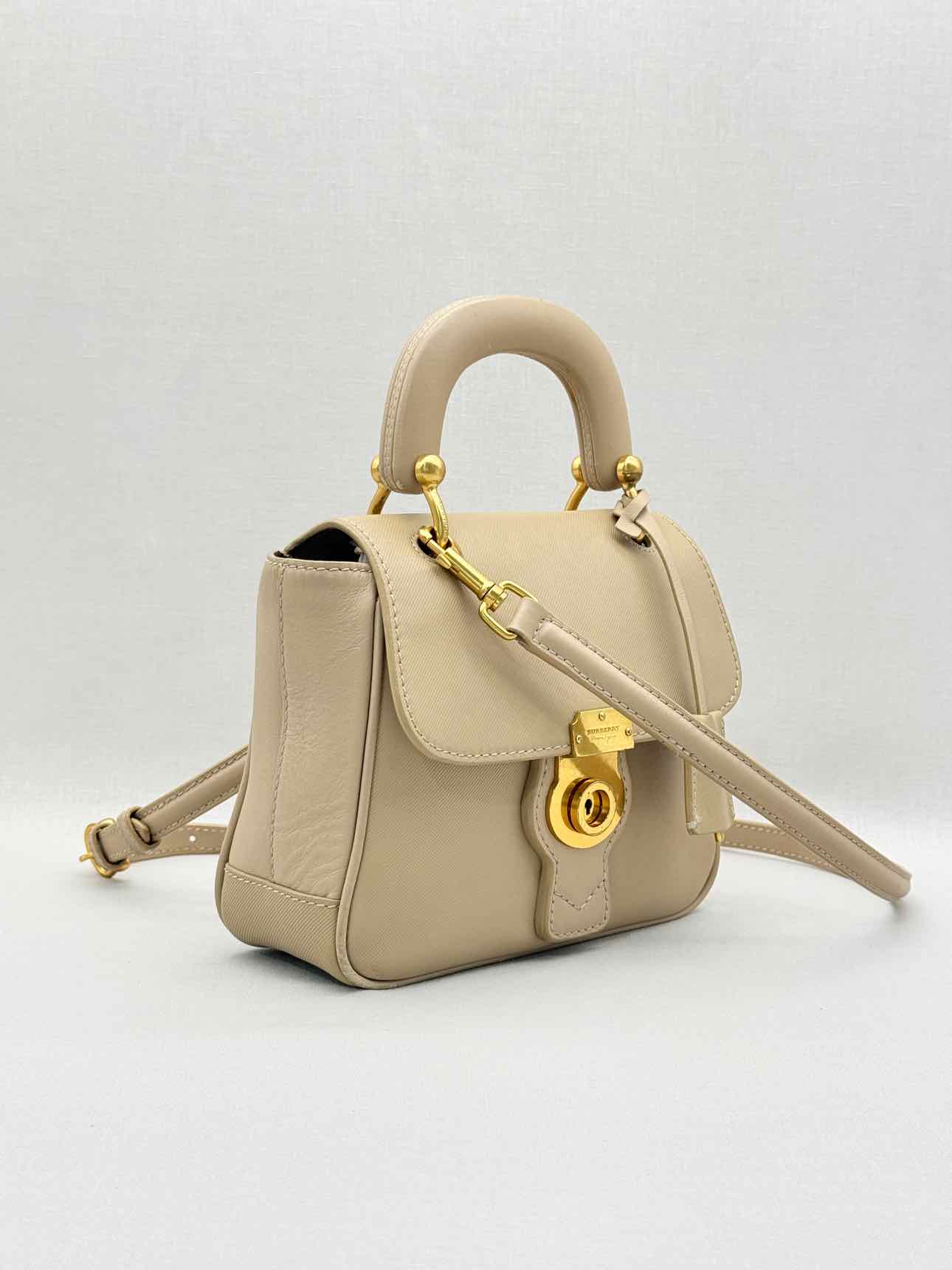 BURBERRY DK88 Beige Top Handle