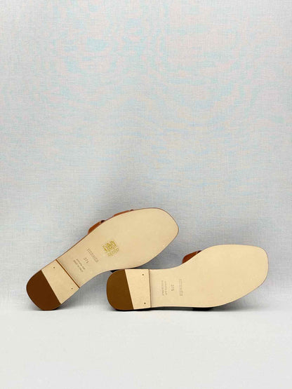 HERMES ORAN Gold Size EU 37.5 Sandals