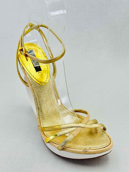 LOUIS VUITTON Gold & White Size EU 38.5 Heeled Sandals
