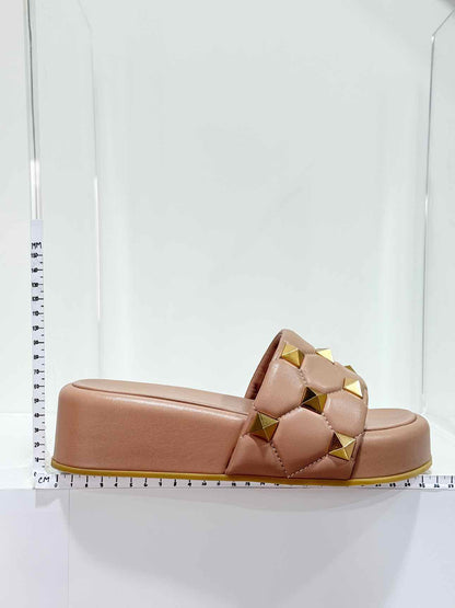 VALENTINO GARAVANI Roman Stud Beige Size EU 38 Slides