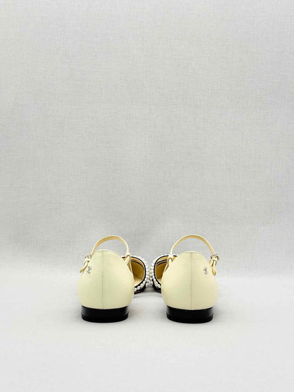 CHANEL Cream & Black Size EU 40.5 Flats