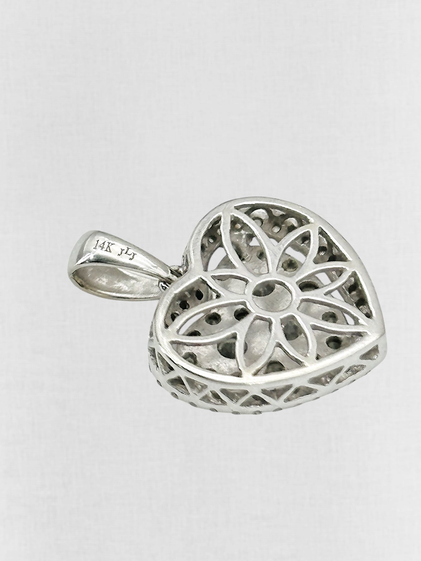 REEMS CLOSET diamond Necklace