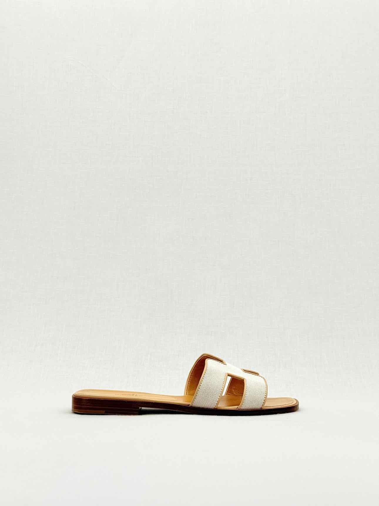 HERMES ORAN Beige Size EU 38 Sandals