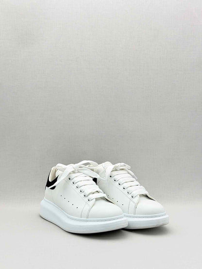 ALEXANDER MCQUEEN White & Black Size EU 39 Sneakers