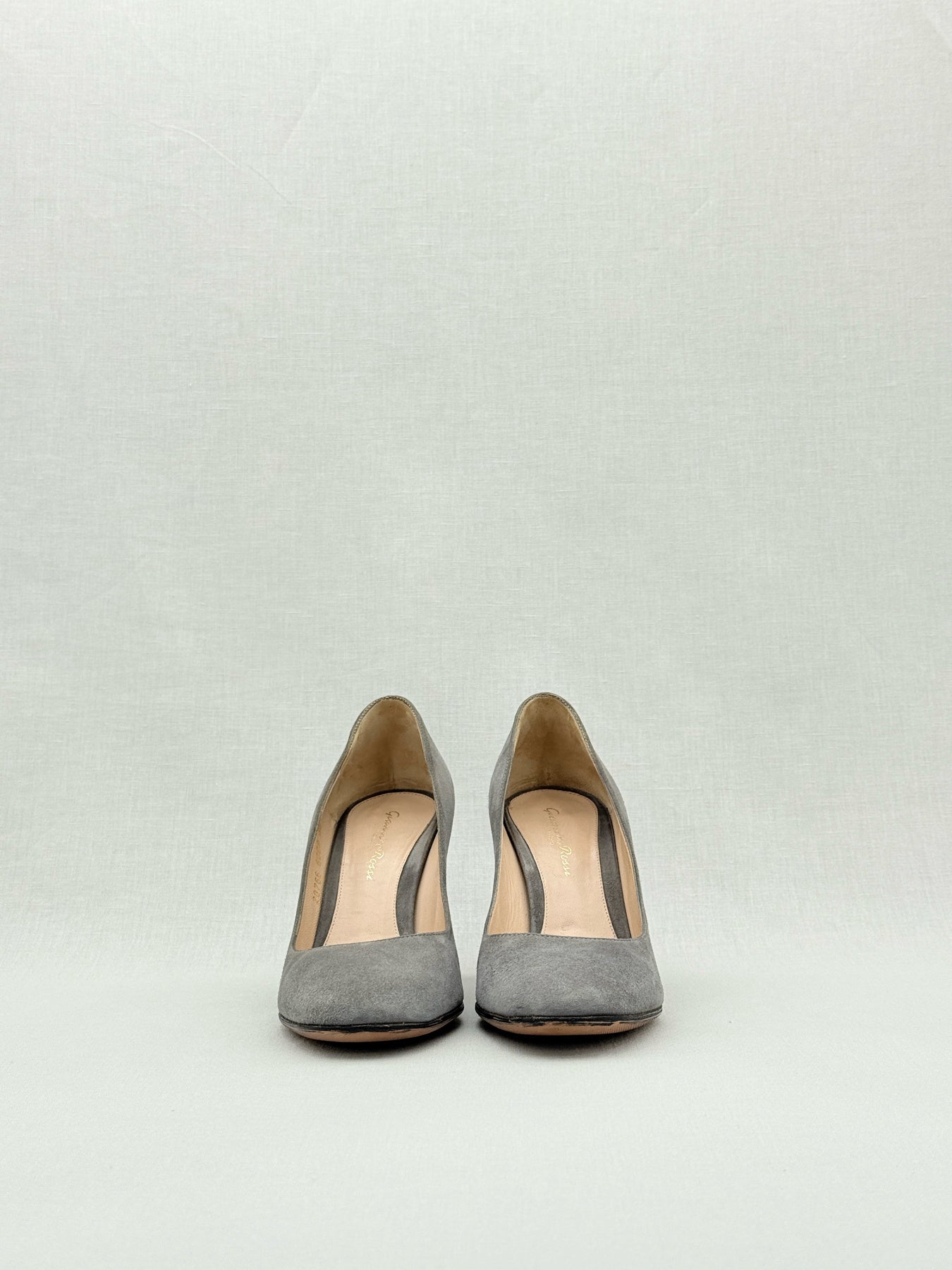 GIANVITO ROSSI Joelle Grey Size EU 36 Pumps