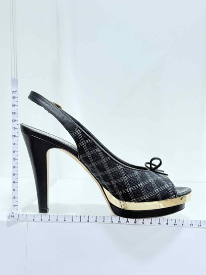 CHANEL Black Size EU 39 Slingbacks