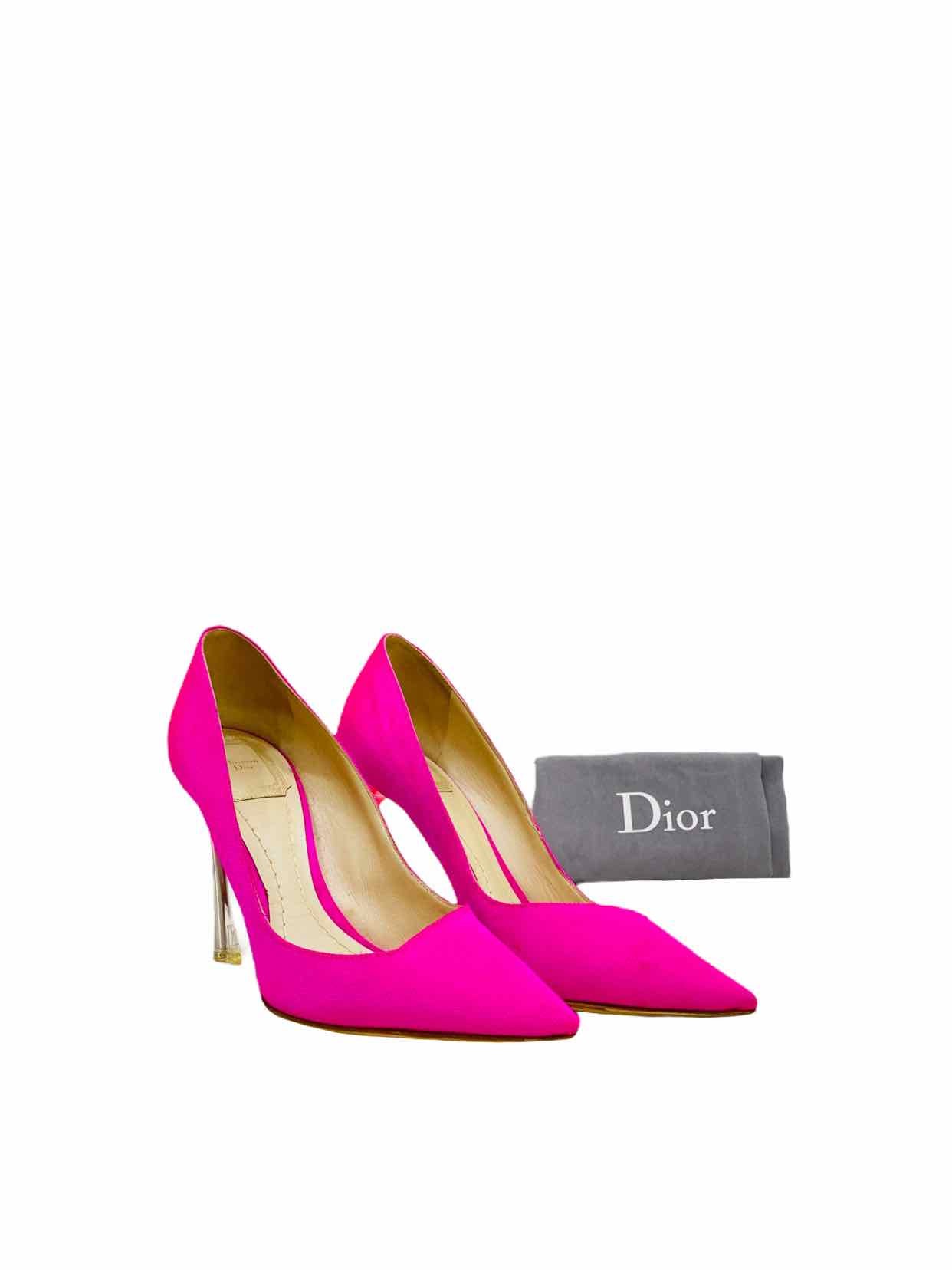 CHRISTIAN DIOR Pointed Toe Neon Pink Size EU 38.5 Pumps