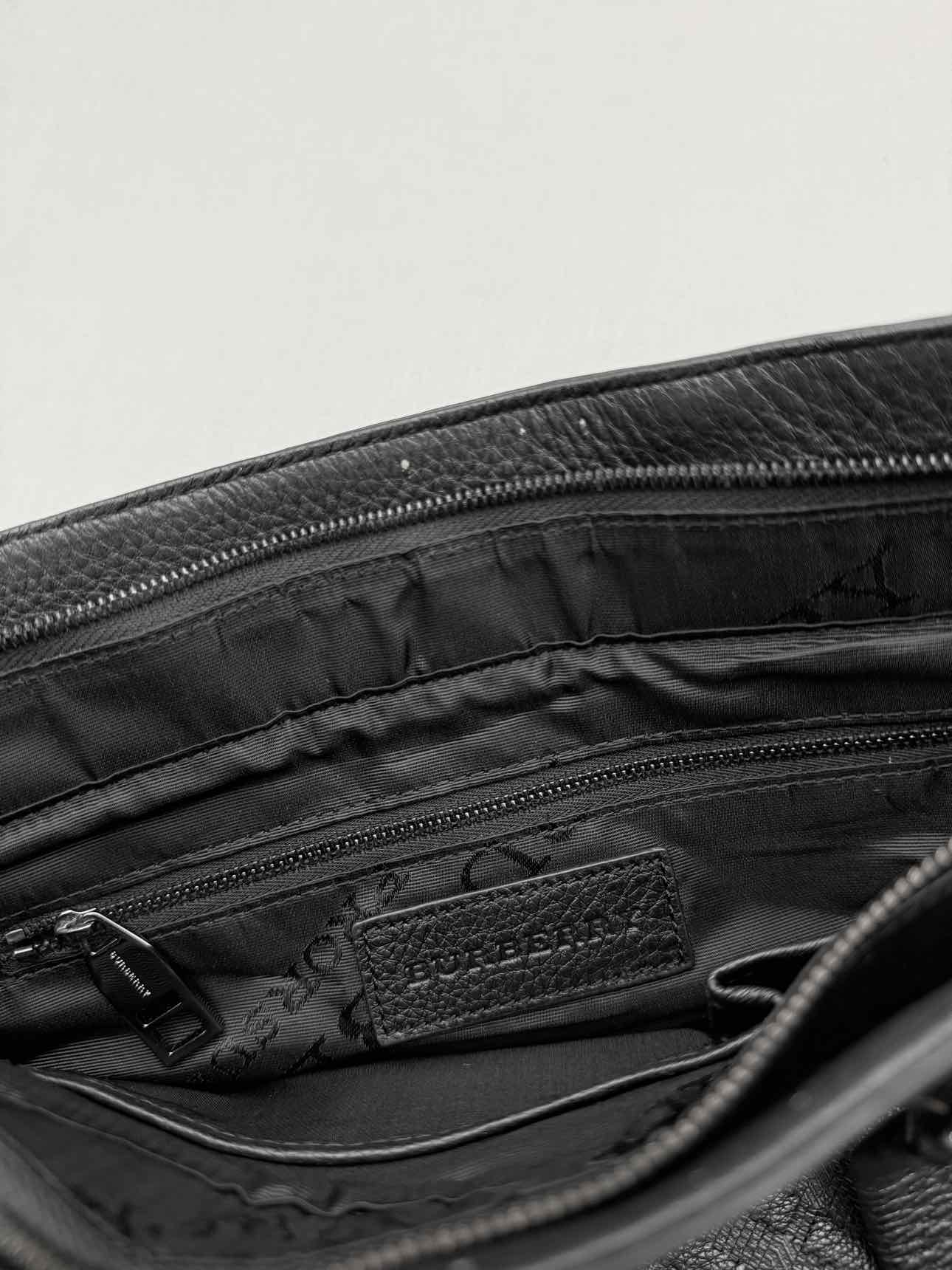 BURBERRY Black Quilted Messenger