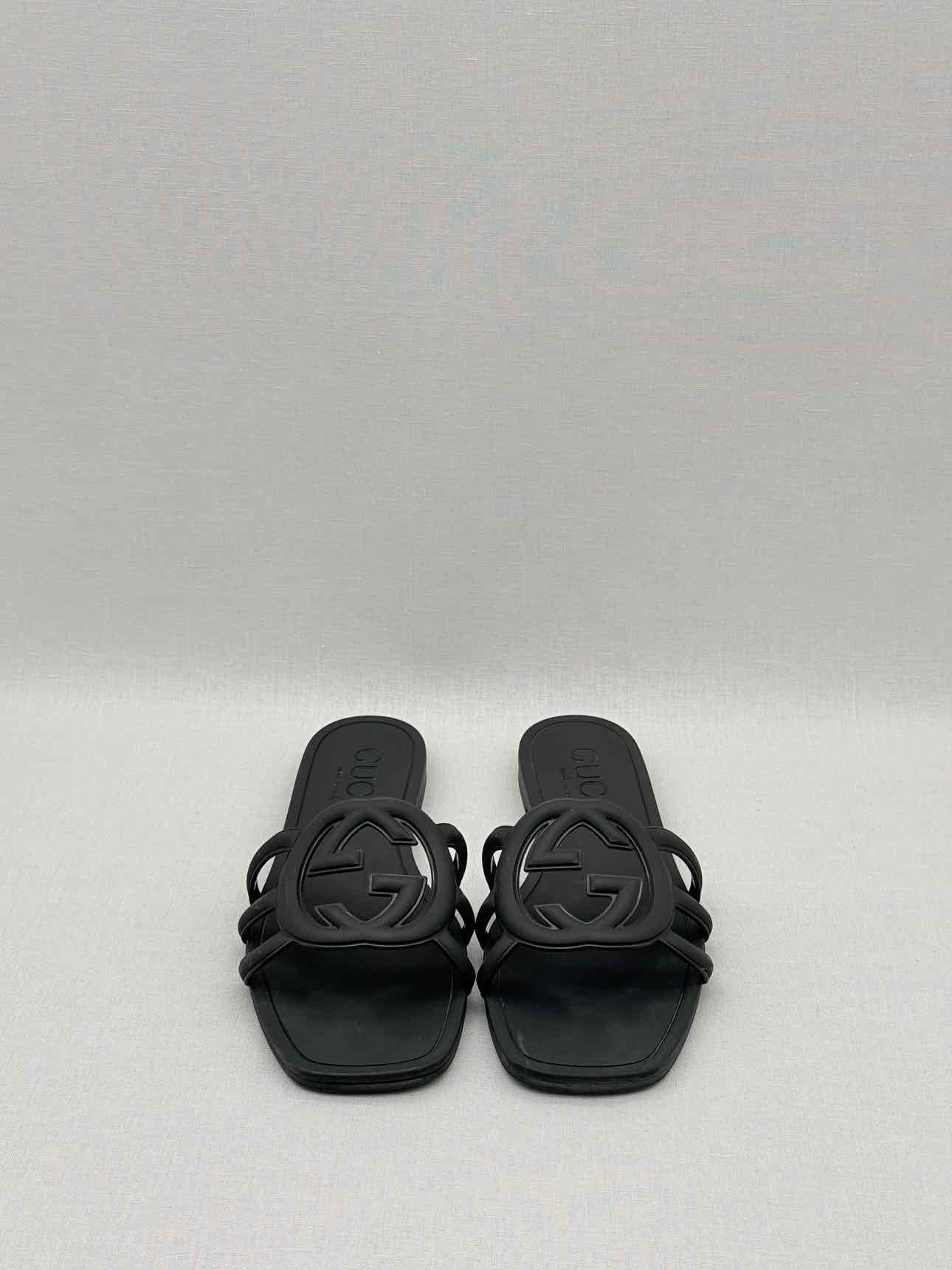 GUCCI Interlocking G Black Size EU 38 Slides