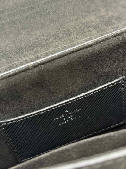 LOUIS VUITTON Twist MM Black Shoulder Bag