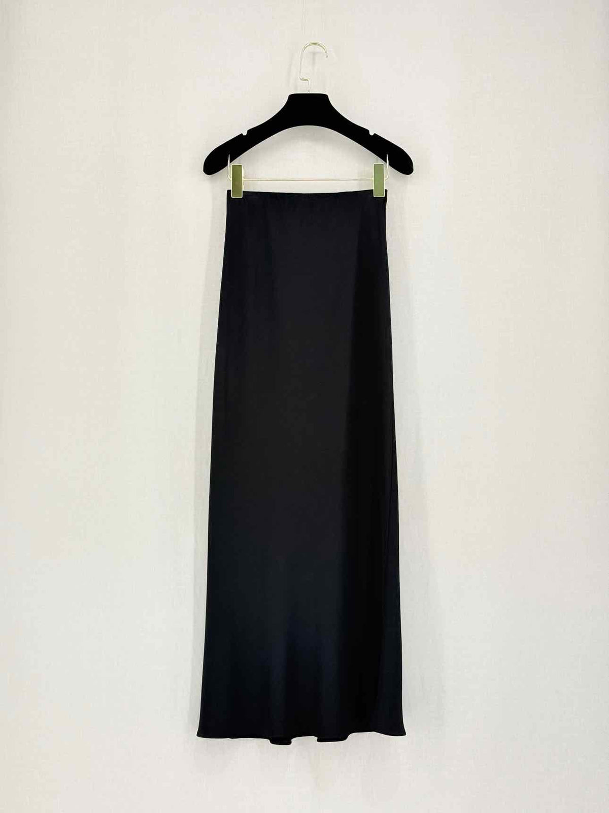 12 STOREEZ Black Size Small Long Skirt