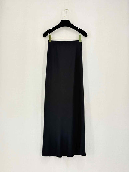 12 STOREEZ Black Size Small Long Skirt