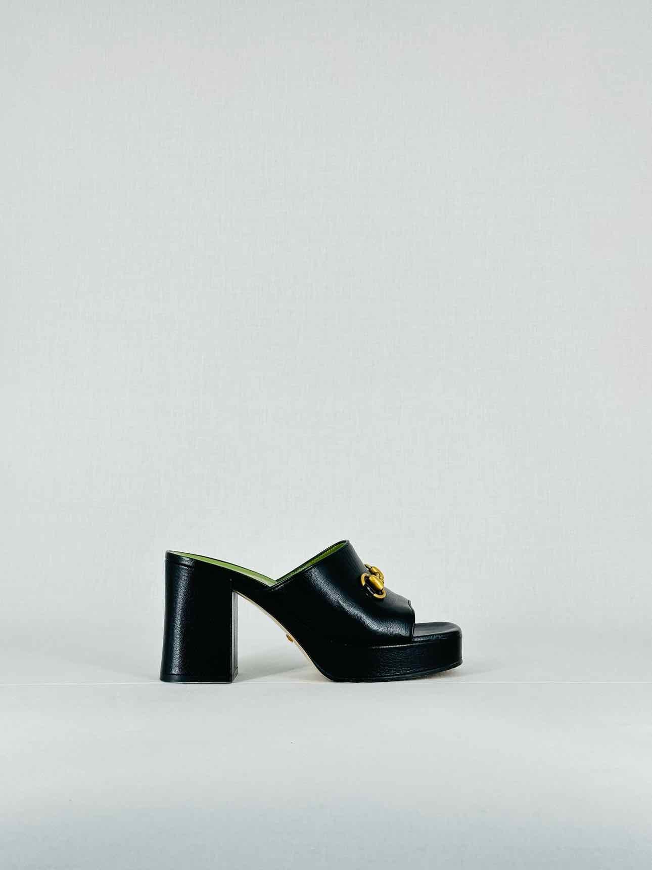 GUCCI Black Size EU 36 Mules