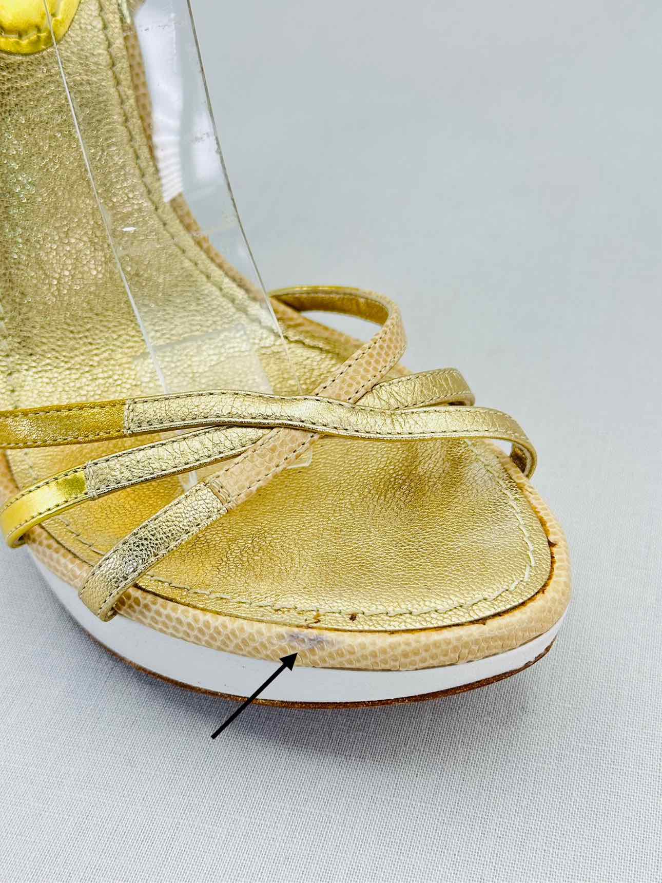 LOUIS VUITTON Gold & White Size EU 38.5 Heeled Sandals