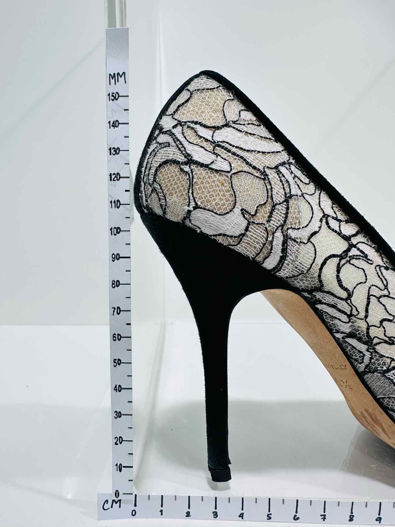 DIOR Cream & Black Lace Size EU 39.5 Pumps