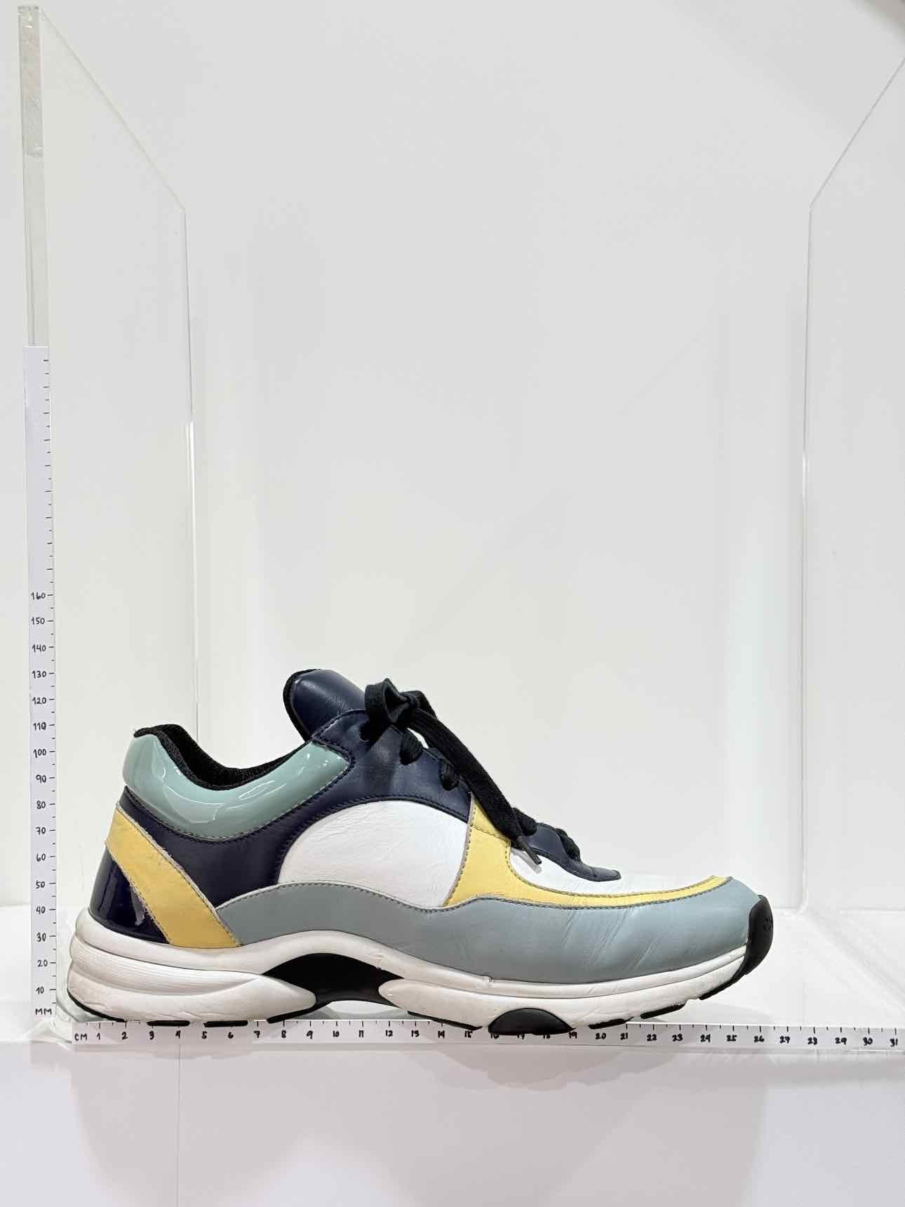 CHANEL White Multicolor Size EU 38.5 Sneakers