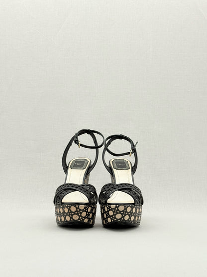 CHRISTIAN DIOR Cannage Cutout Black Size EU 37.5 Wedges