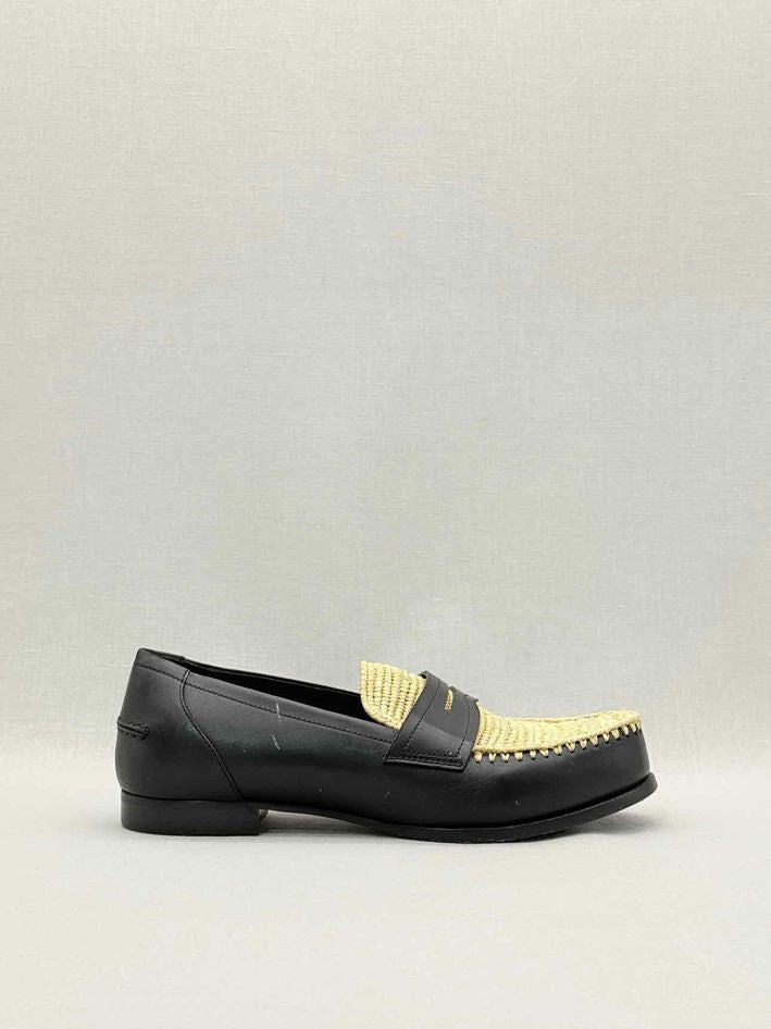 BOTTEGA VENETA Black & Beige Woven Size EU 39 Loafers