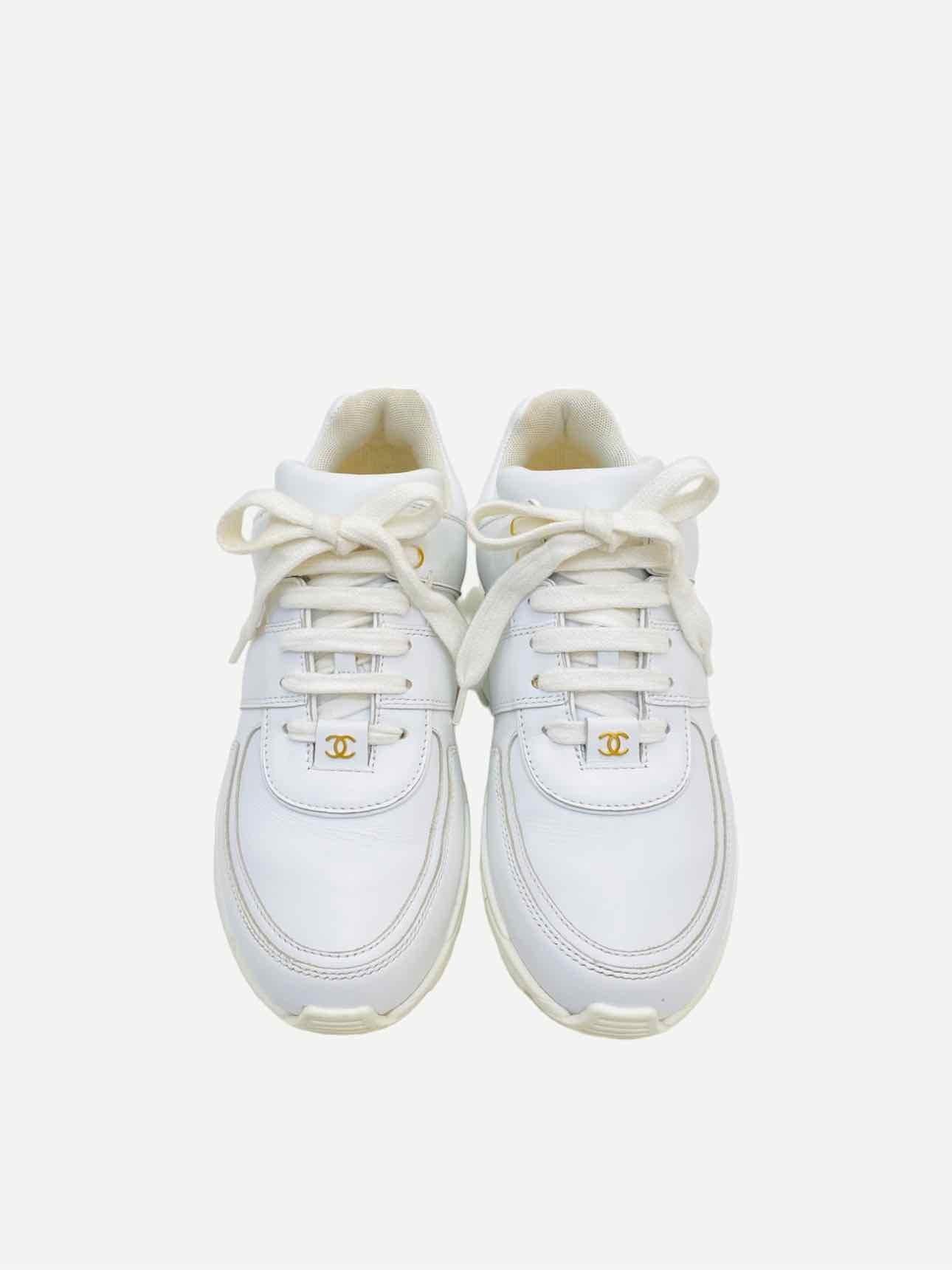 CHANEL White w/ Gold Size EU 37.5 Sneakers