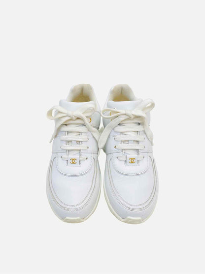 CHANEL White w/ Gold Size EU 37.5 Sneakers