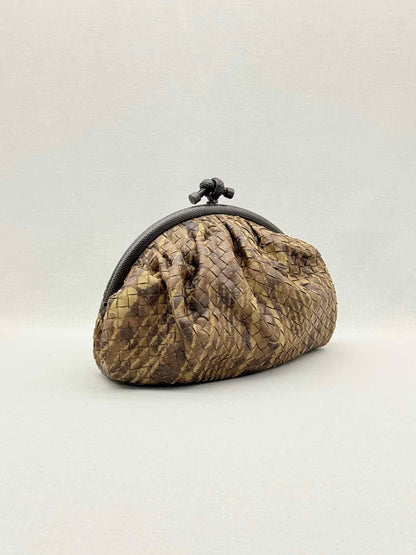 BOTTEGA VENETA Knot Frame Brown Intrecciato Clutch