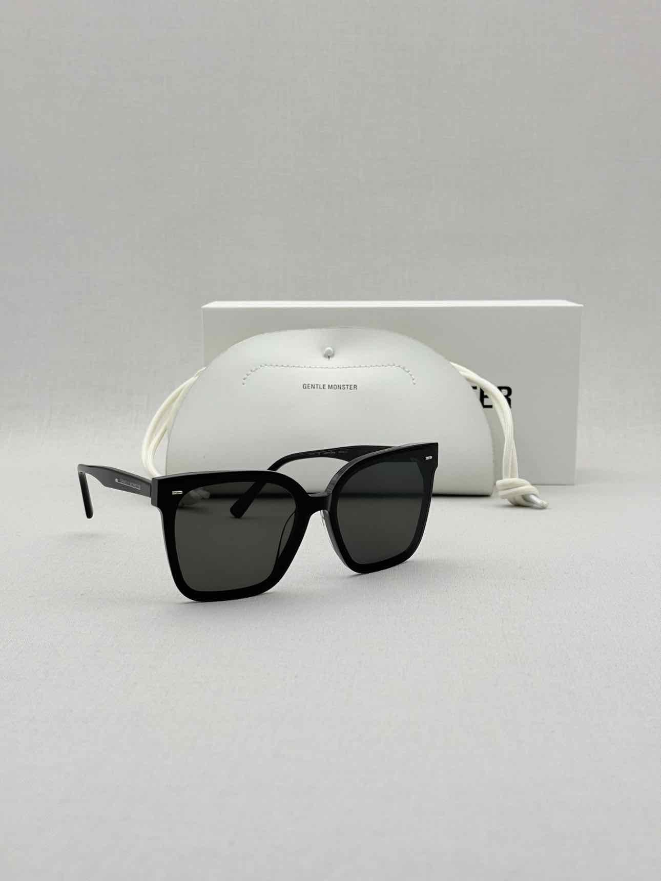 GENTLE MONSTER Black Sunglasses
