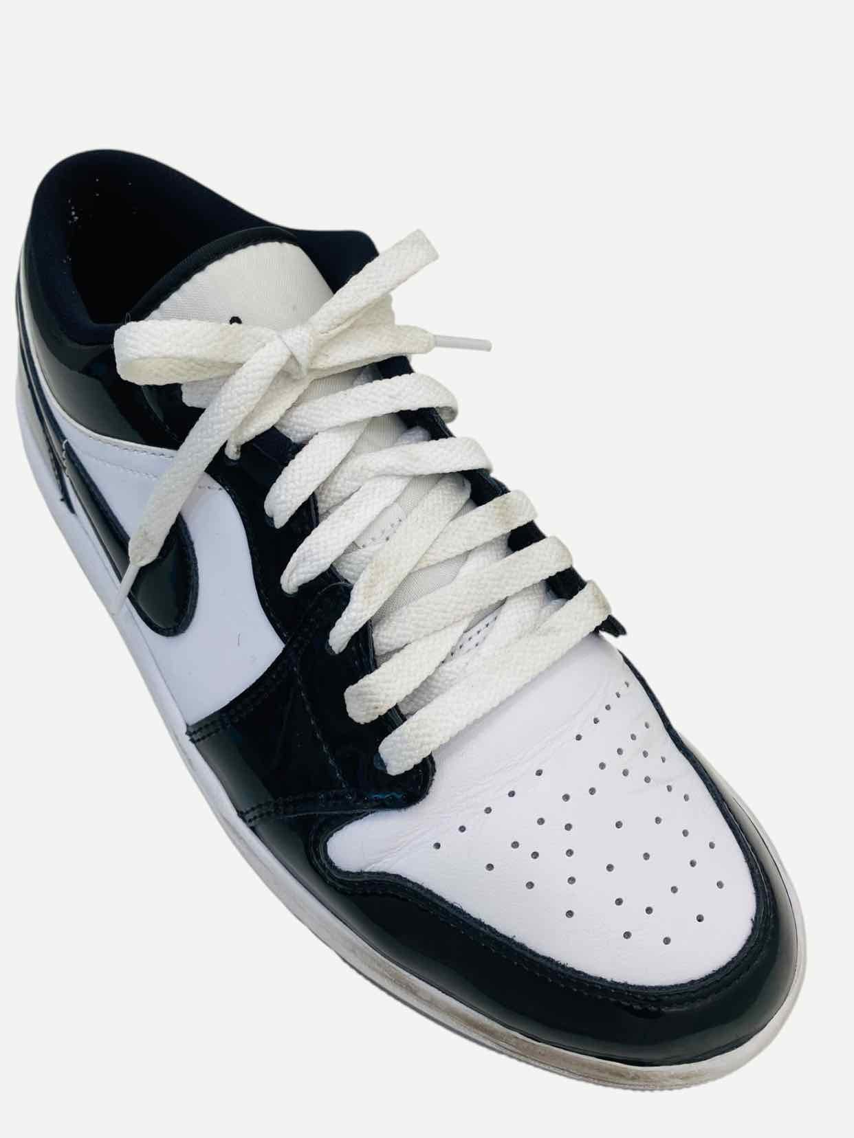 NIKE Concord GS Black & White Sneakers 43