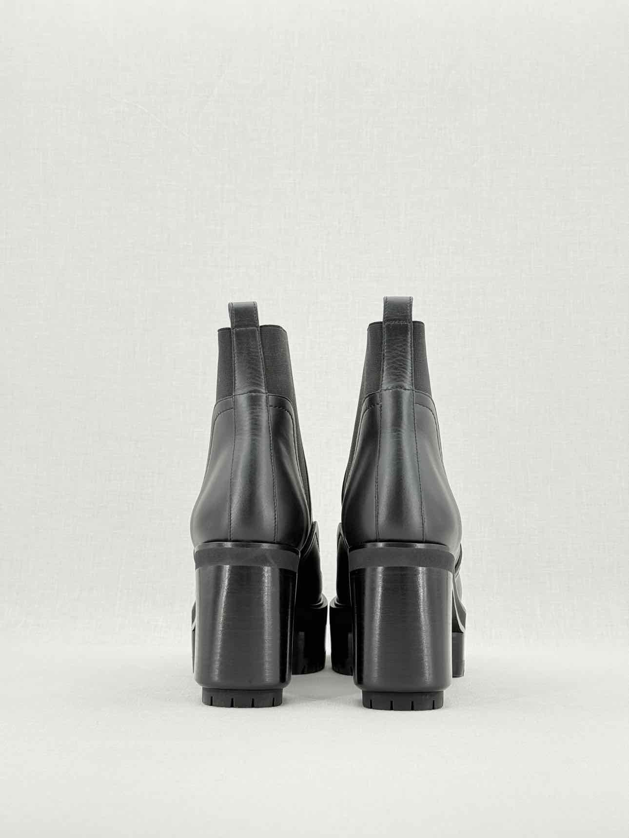 HERMES Punchy Black Size EU 39 Ankle Boots