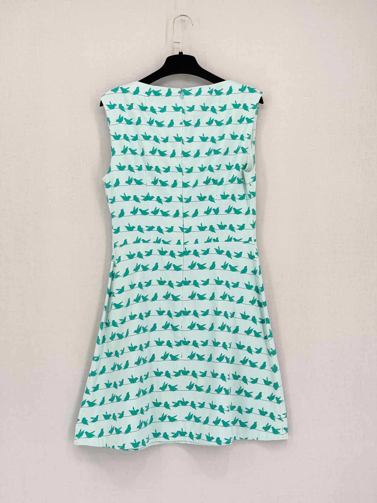 HUGO White & Green Printed Size Small Knee Length Dress