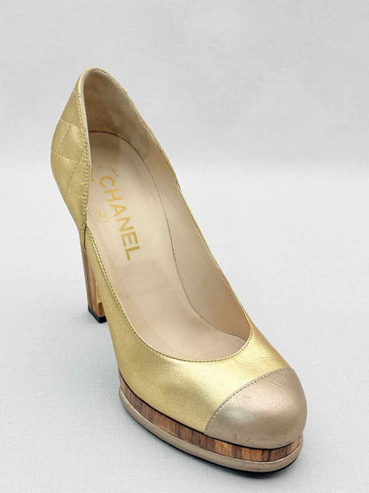 CHANEL Vintage Metallic Gold w/ Bronze Size EU 38 Pumps