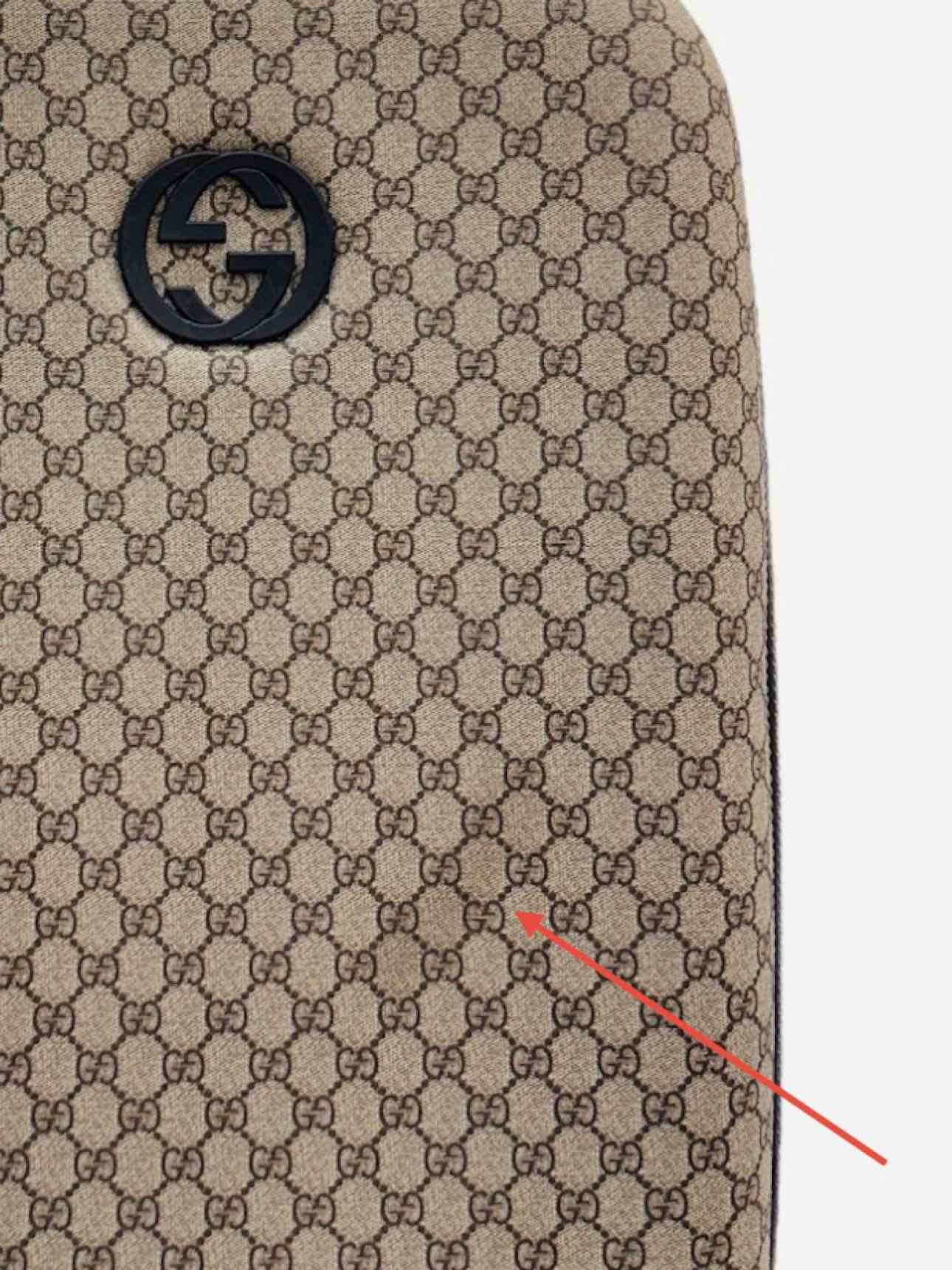 GUCCI GG Supreme Beige Rolling Luggage