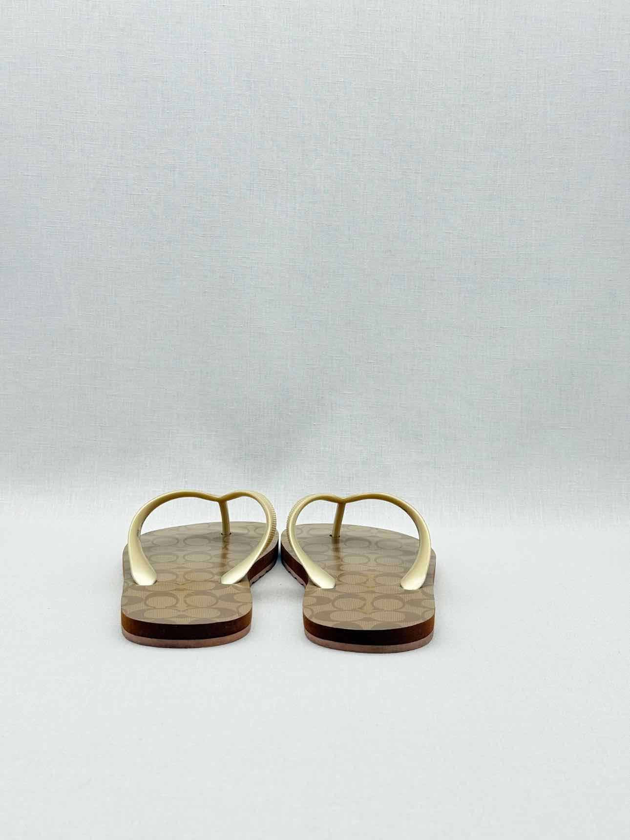 COACH Zak Gold Monogram Size EU 37-38 Flip flops