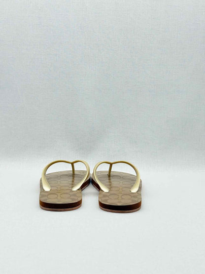 COACH Zak Gold Monogram Size EU 37-38 Flip flops
