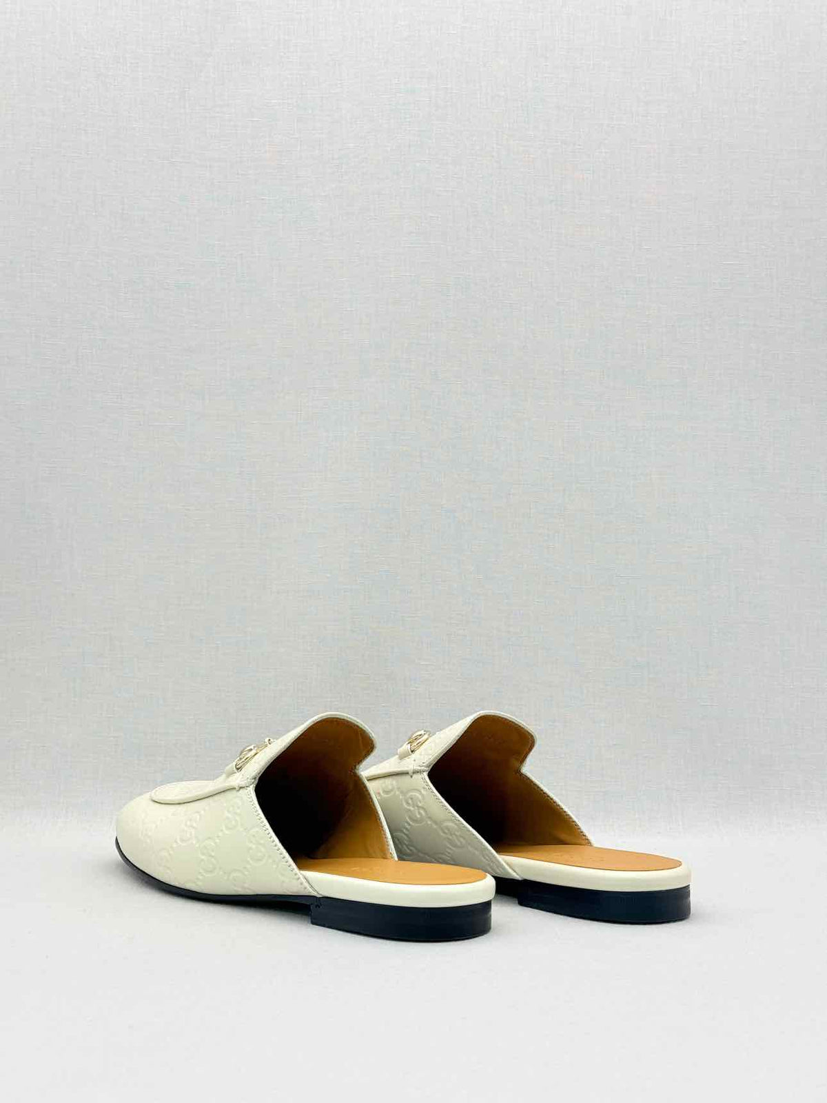 GUCCI Horsebit White GG Embossed Size EU 37.5 Mules