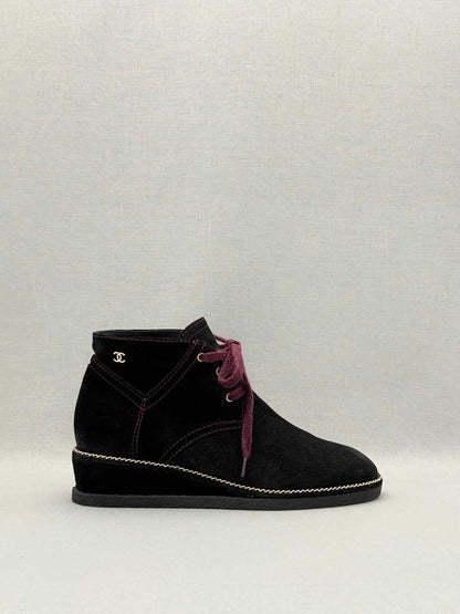 CHANEL Black CC Size EU 37.5 Ankle Boots